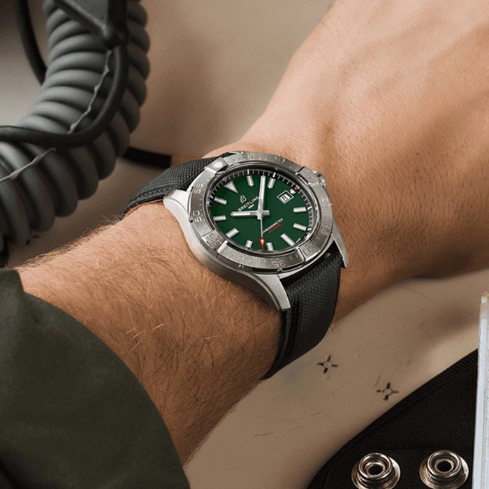 Breitling Avenger Automatic 42mm herreur grønt læder A17328101L1X1 - Billede 5