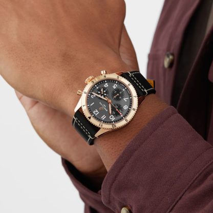 Breitling Classic AVI Chronograph 42 P-51 Mustang 18K rødguld læderrem ur R233801A1B1X1 - Billede 3
