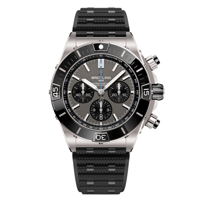 Breitling Super Chronomat B01 44mm herreur grå gummi EB0136251M1S1