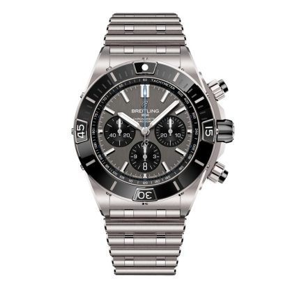 Breitling Super Chronomat B01 44mm herreur grå titanium EB0136251M1E1