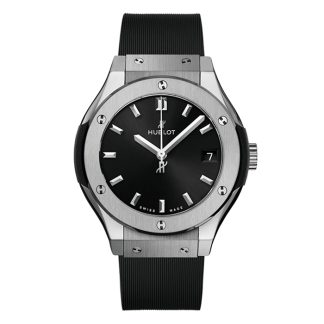 Hublot Classic Fusion Titanium 33 mm ur sort 581.NX.1470.RX