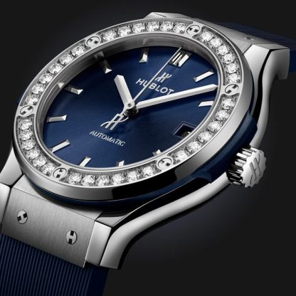 Hublot Classic Fusion Titanium Blue Diamonds 38mm dameur 565.NX.7170.RX.1204 - Billede 3