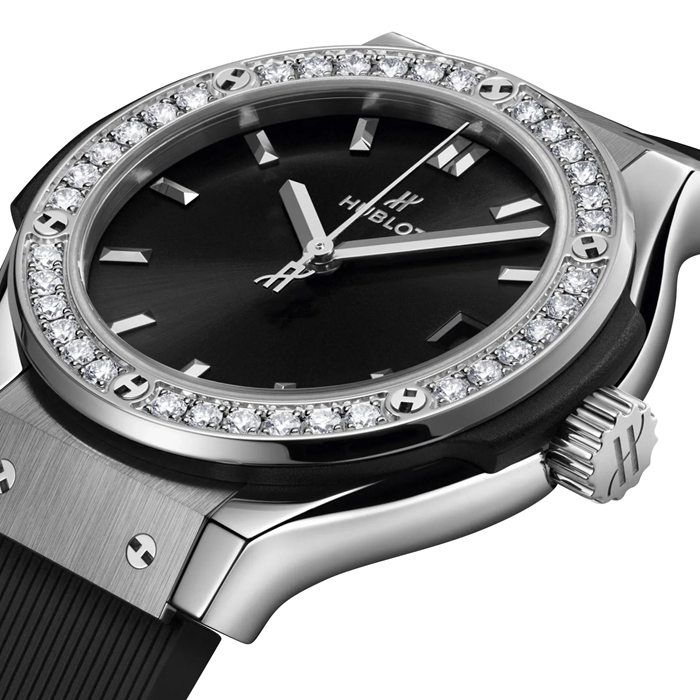 Hublot Classic Fusion Titanium Diamonds 33mm Dameur Sort 581.NX.1470.RX.1104 - Billede 3