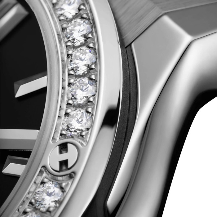 Hublot Classic Fusion Titanium Diamonds 33mm Dameur Sort 581.NX.1470.RX.1104 - Billede 4