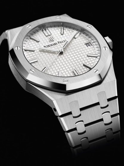Replica Audemars Piguet Royal Oak Selfwinding Silver 15500ST.OO.1220ST.04 - Billede 2