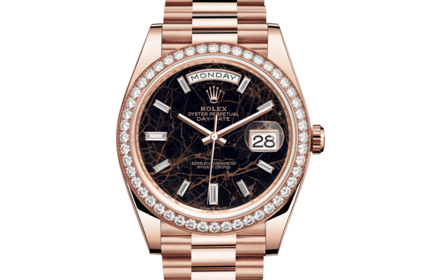 Replica Rolex Day-Date 40 Oyster 40 mm Everose guld og diamanter 228345RBR