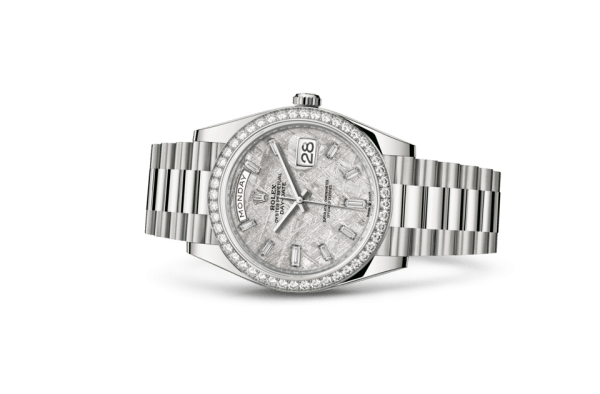 Replica Rolex Day-Date 40 Oyster 40 mm hvidguld og diamanter 228349RBR - Billede 2
